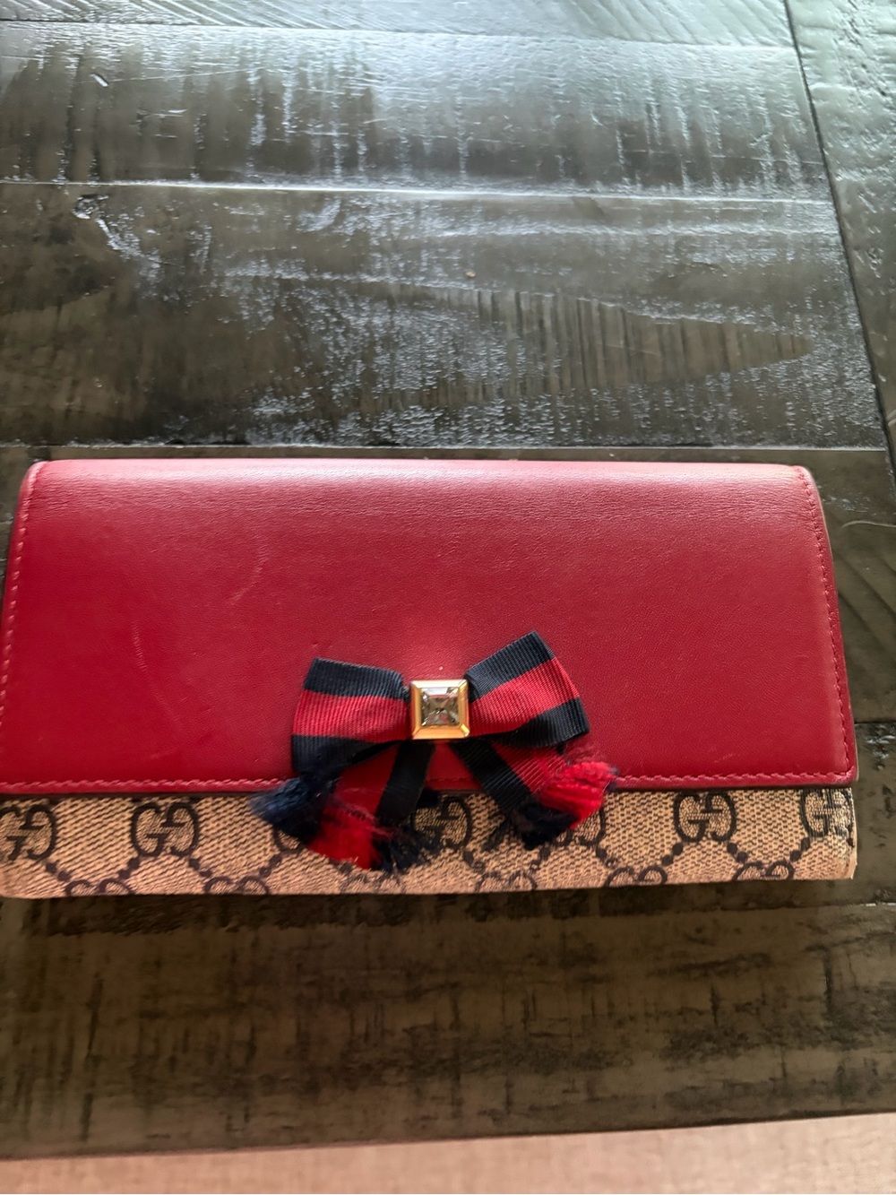 Gucci Red and Navy Bow Continental Wallet ltd ed rare